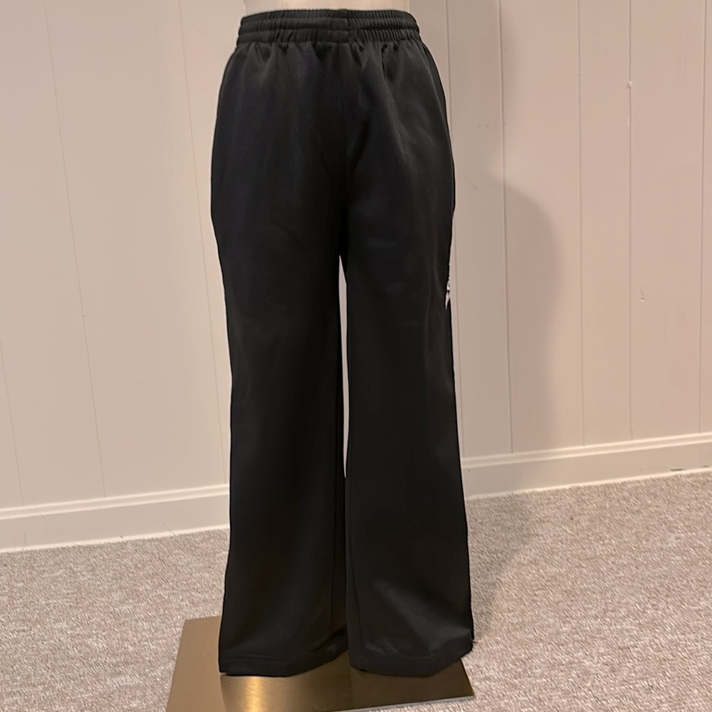 NWT Black Youth Diadora Warm-up Pants